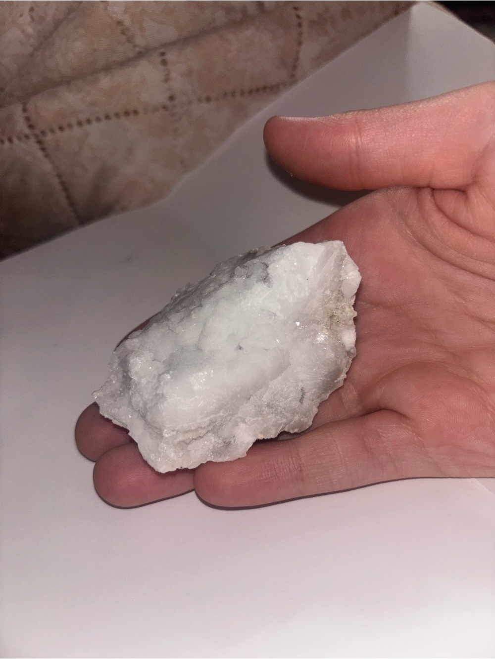 Quartz Natural White Crystal Display Stone - Unbranded